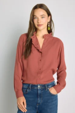 Camisa gola mao