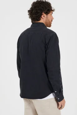 Camisa jeans com bolso