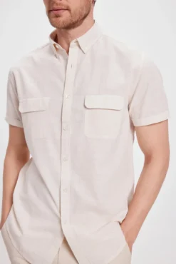 Camisa lisa Slub com bolsos