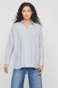 Camisa Oxford com bolso