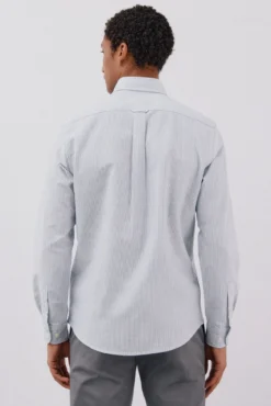 Camisa oxford listrada com vela