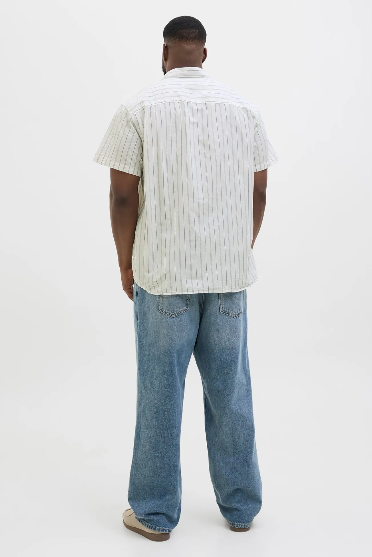 Camisa PLUS com ajuste relaxado