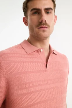 Camisa polo de malha estruturada de manga curta