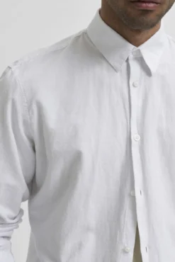 Camisa slim fit de algodão orgânico