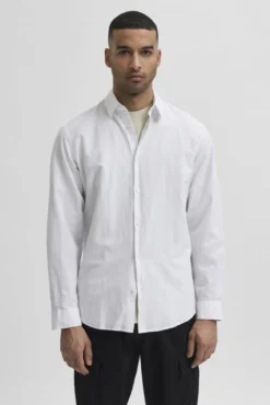 Camisa slim fit de algodão orgânico