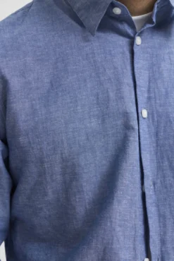 Camisa slim fit de algodão orgânico