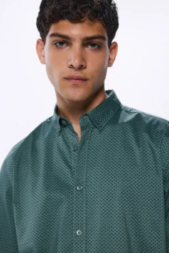 Camisa social de popelina