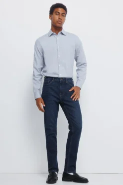 Camisa social estruturada