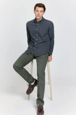 Camisa xadrez com caimento relaxado