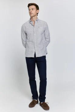 Camisa xadrez com caimento relaxado