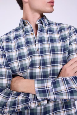 Camisa xadrez com caimento relaxado