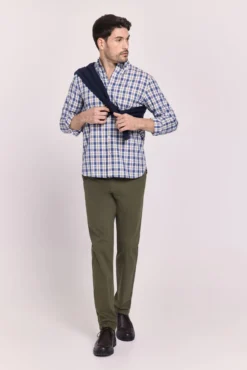 Camisa xadrez com caimento relaxado
