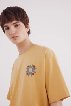 Camisa xadrez nativa