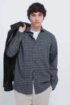 Camisa xadrez pequena