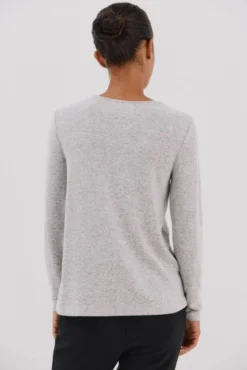 Camiseta básica de decote caixa