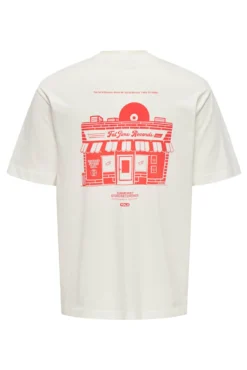 Camiseta com desenho nas costas