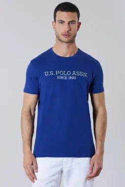 Camiseta com logotipo do Mick