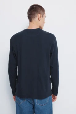 Camiseta com tecido dupla waffle