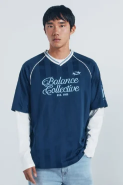 Camiseta esportiva de bico