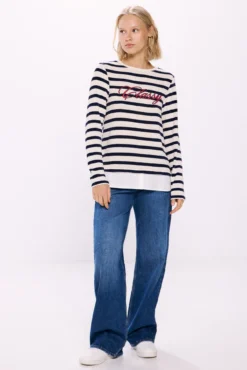 Camiseta estampada combinada em chenille