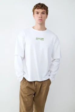 Camiseta estampado de pizza de manga dupla