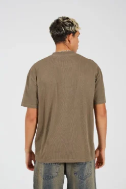 Camiseta oversized com manga curta