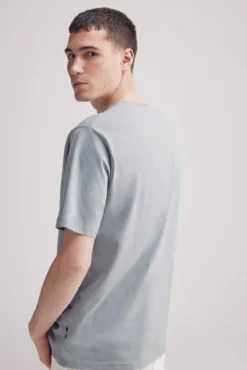 Camiseta planeta você vive