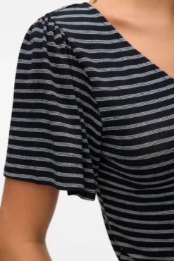 Camiseta riscas com mangas sino