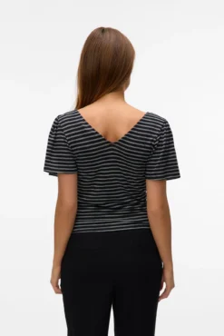 Camiseta riscas com mangas sino