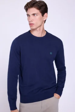 Camisola básico de gola redonda