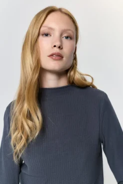 Camisola com efeito veludo cotelê de soft touch