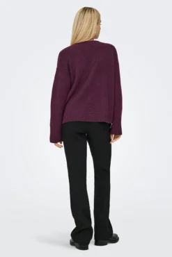 camisola com gola em V