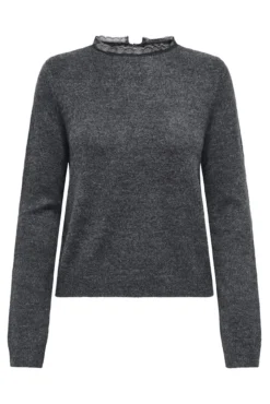 Camisola com renda