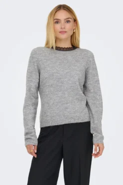 Camisola com renda