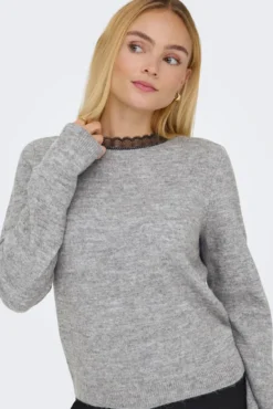 Camisola com renda