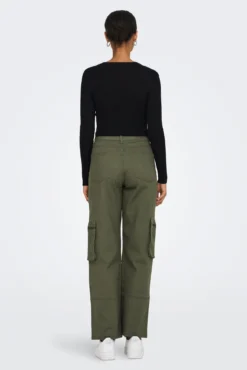Camisola cropped canelada