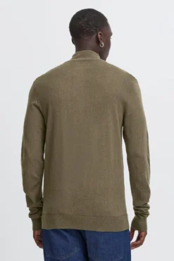 Camisola de gola alta