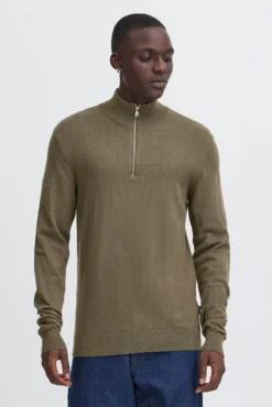 Camisola de gola alta