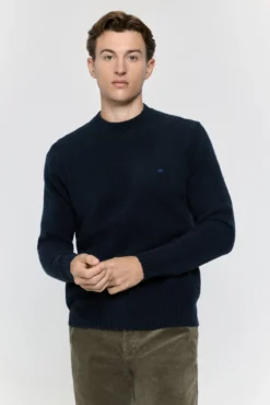 Camisola de gola caixa com corte regular
