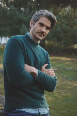 Camisola de gola caixa com corte regular