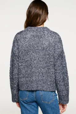 Camisola de gola caixa de algodão orgânico