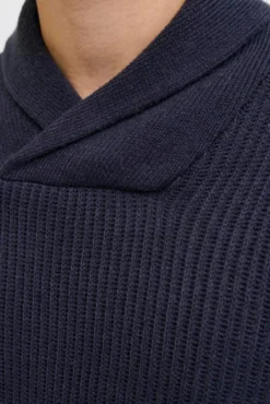 Camisola de malha com gola cruzada