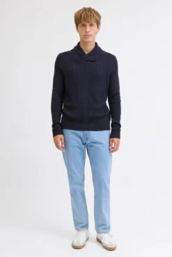 Camisola de malha com gola cruzada