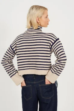 Camisola de malha riscas