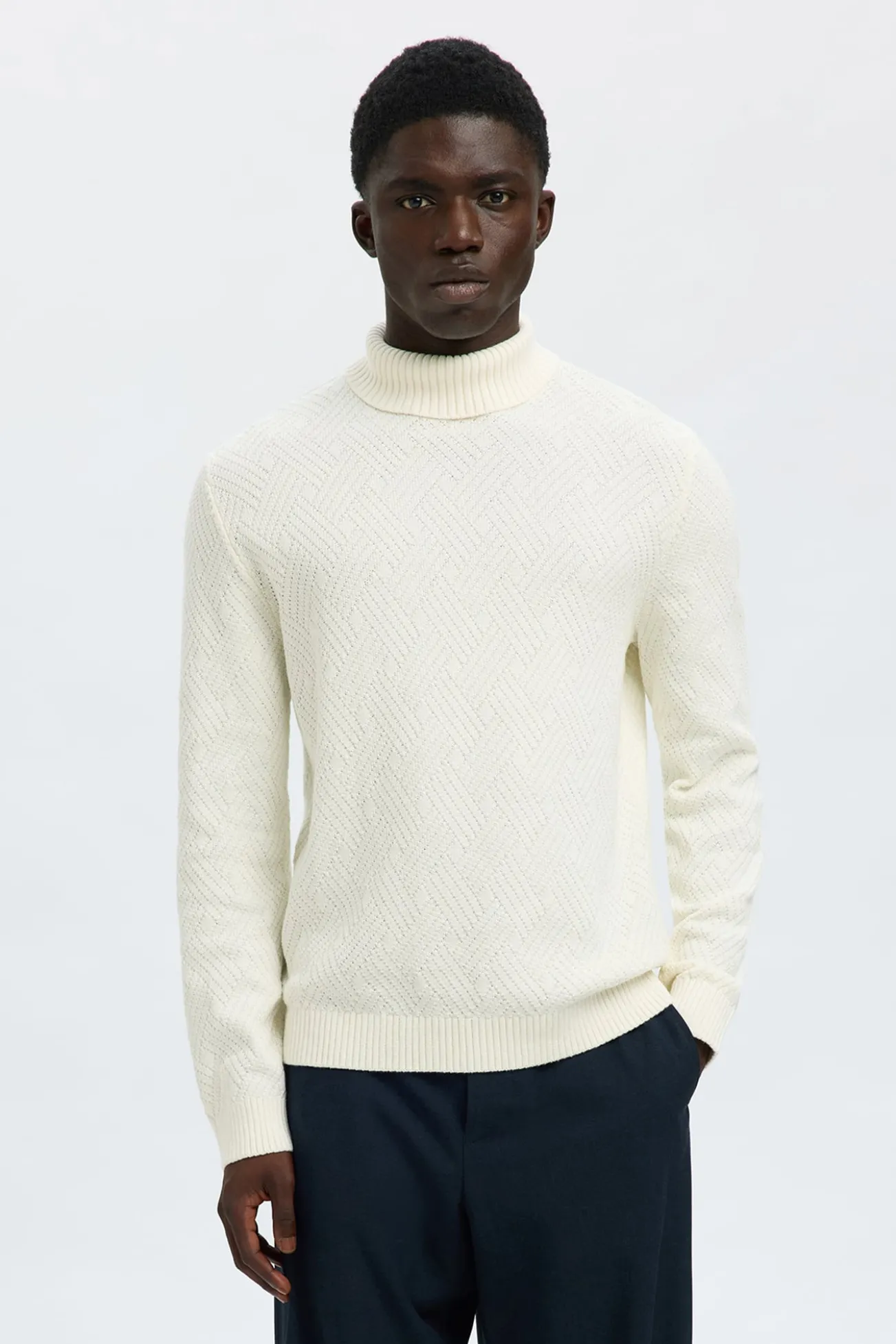 Camisola estruturado de gola alta 100% algodão orgânico