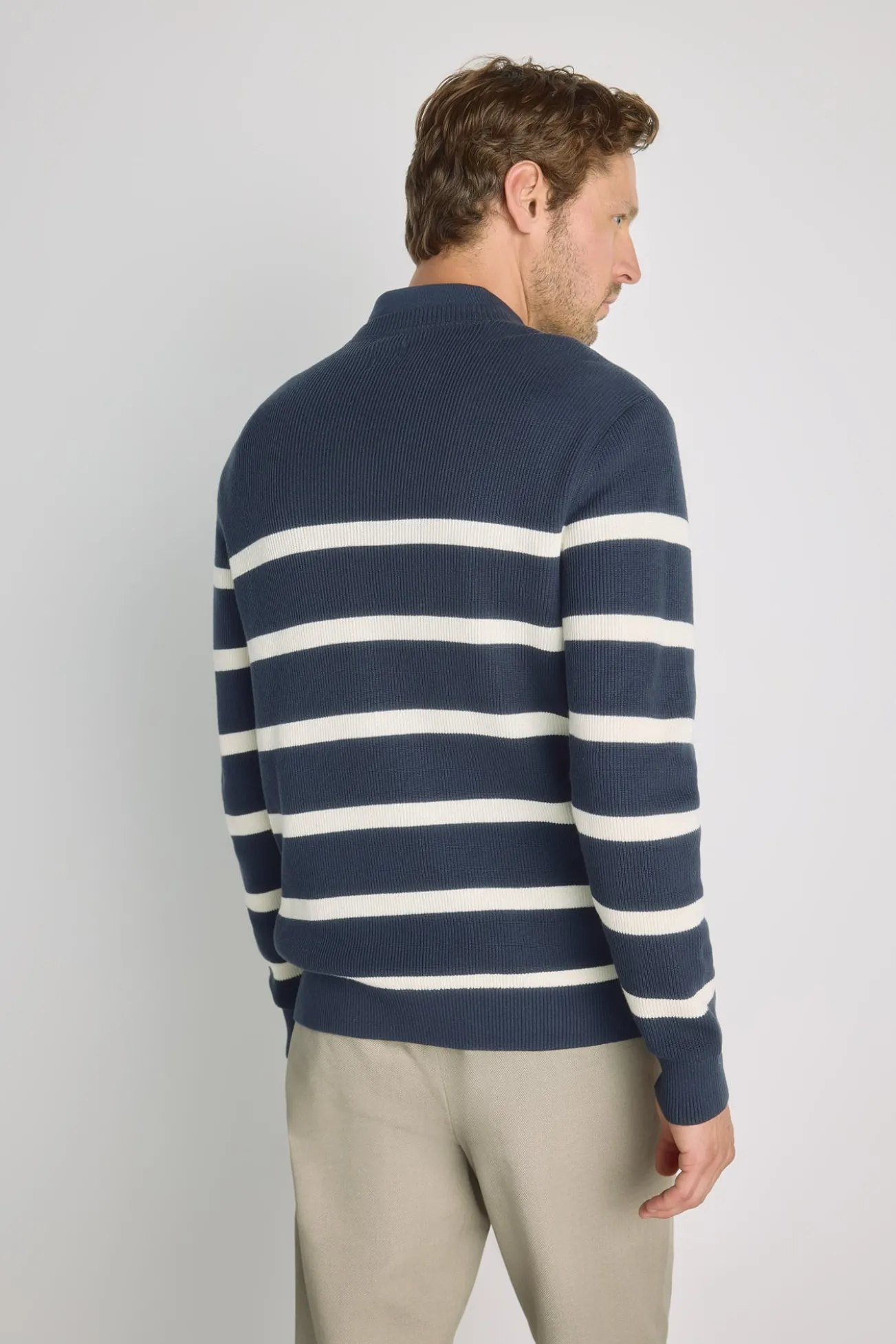 Camisola gola caixa