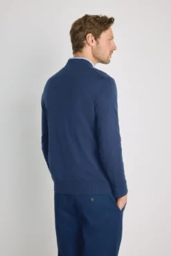 Camisola gola em bico