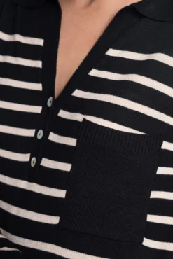 Camisola listrado com gola polo canelada
