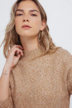 Camisola Perkins com gola combinada