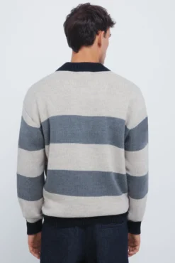 Camisola polo abotoada